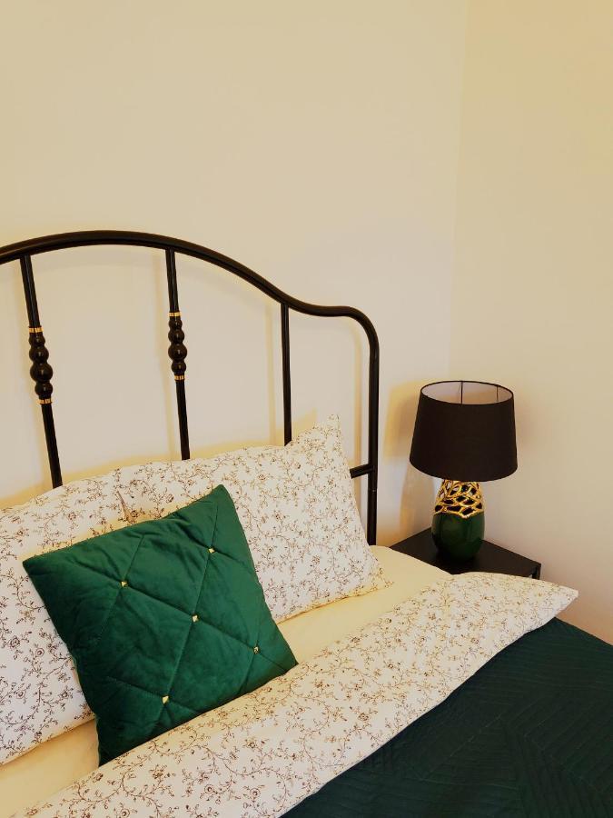 Appartamento Centrum Grand Apartament Świdnica Esterno foto